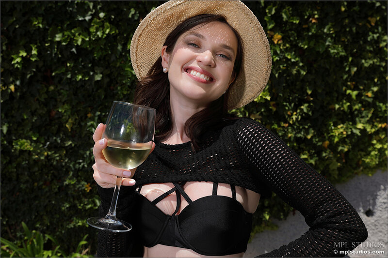 Фа, 48 лет, 1 размер груди